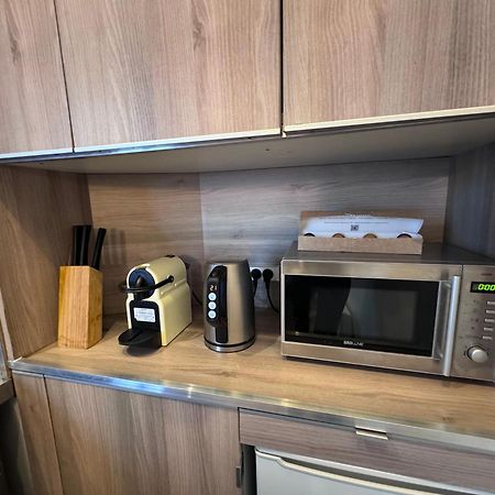 Appartement Typique Parisien Au Coeur Du Marais Ngoại thất bức ảnh